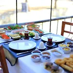 çamlık 87 Ayvalık 3* Ayvalı