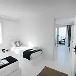 Hotel çamlık 87 Ayvalık