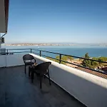 Hotel çamlık 87 Ayvalık