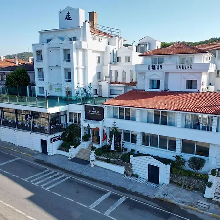 Hotel çamlık 87 Ayvalık Ayvalı
