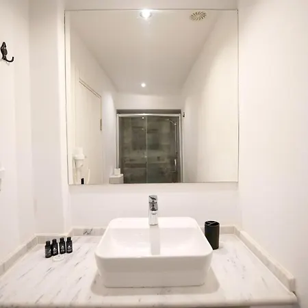 çamlık 87 Ayvalık Otel *