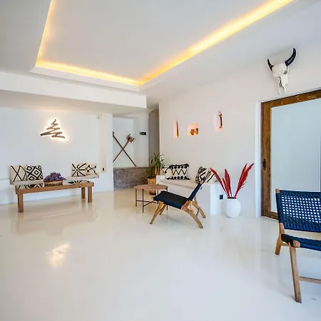 Camlik 87 Hotel Ayvalı
