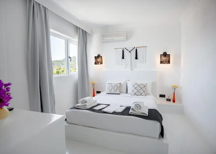 Hotel çamlık 87 Ayvalık Ayvalı