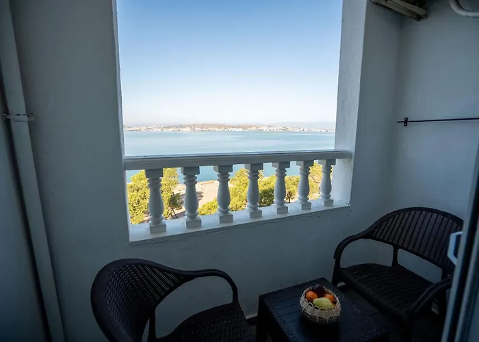 Hotel çamlık 87 Ayvalık *