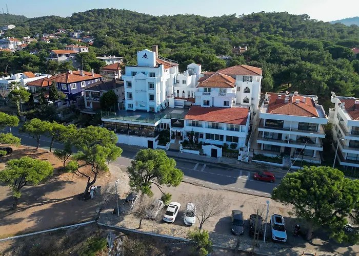 Hotel çamlık 87 Ayvalık *